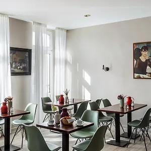 Hotel Nova, Berlino