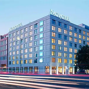 מלון Novotel Mitte